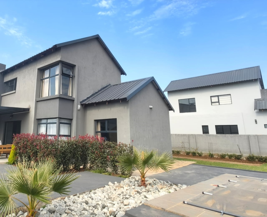 4 Bedroom Property for Sale in La Camargue Private Country Estate North West